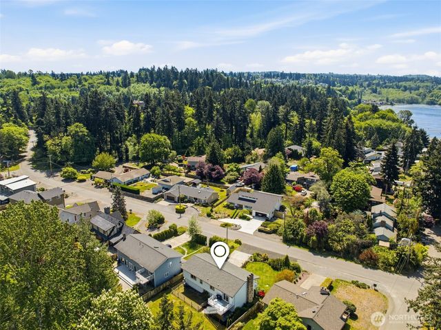 30210 30th Avenue SW, Federal Way, WA 98023