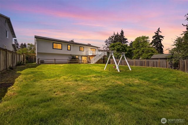 30210 30th Avenue SW, Federal Way, WA 98023