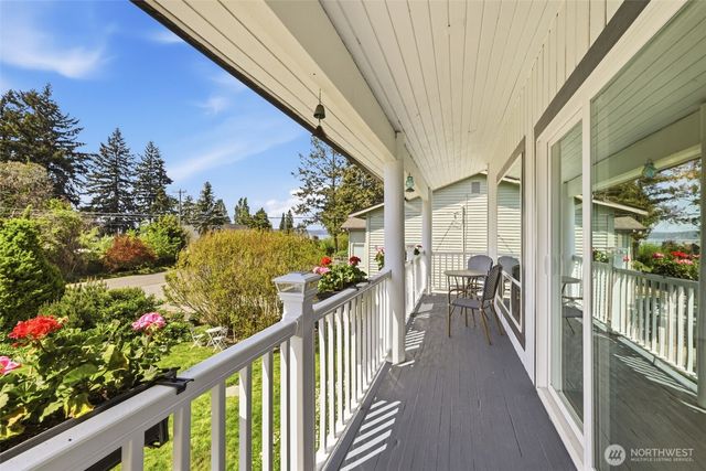 30210 30th Avenue SW, Federal Way, WA 98023