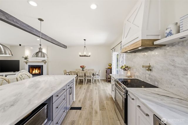30210 30th Avenue SW, Federal Way, WA 98023