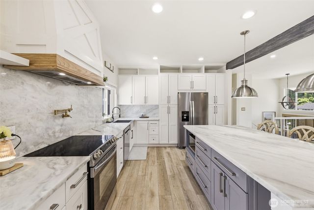30210 30th Avenue SW, Federal Way, WA 98023