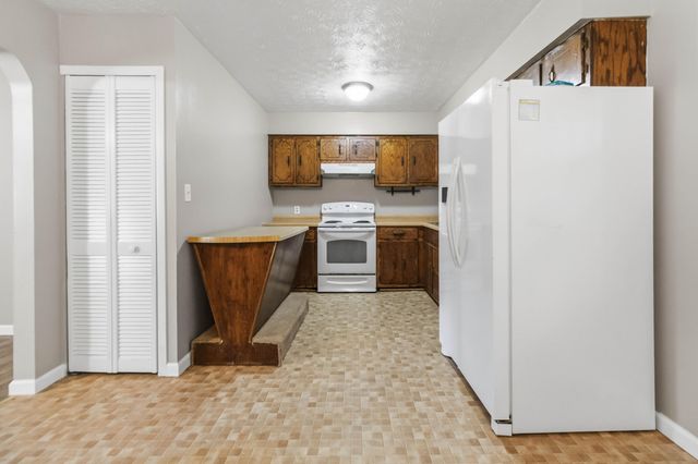 3572 Echo Valley Road, Lily, KY 40740