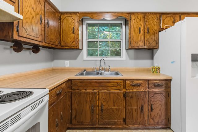 3572 Echo Valley Road, Lily, KY 40740