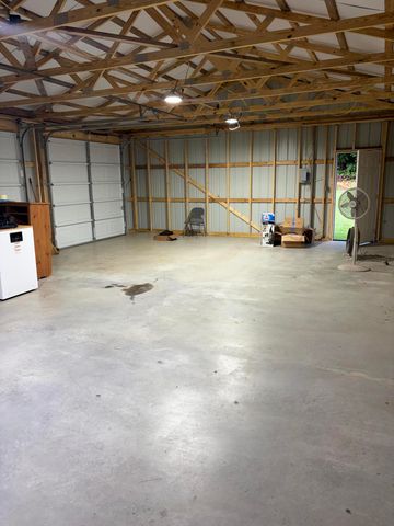 3572 Echo Valley Road, Lily, KY 40740