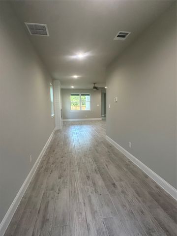 1314 Diceman Avenue, Dallas, TX 75203