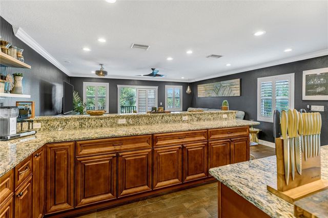 6812 S KISSIMMEE STREET, Tampa, FL 33616