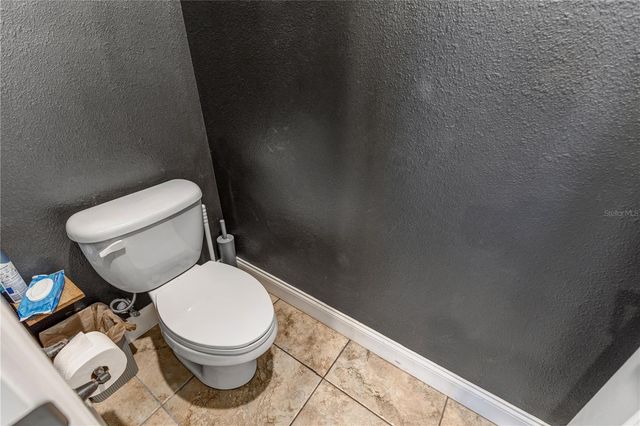 6812 S KISSIMMEE STREET, Tampa, FL 33616