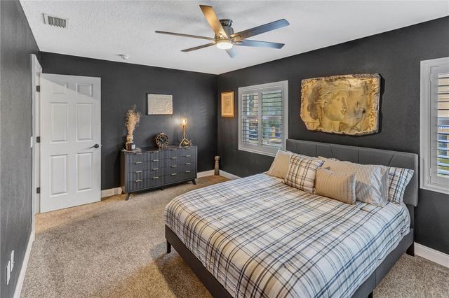 6812 S KISSIMMEE STREET, Tampa, FL 33616