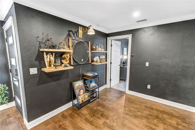 6812 S KISSIMMEE STREET, Tampa, FL 33616