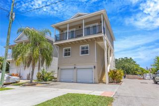 6812 S KISSIMMEE STREET, Tampa, FL 33616