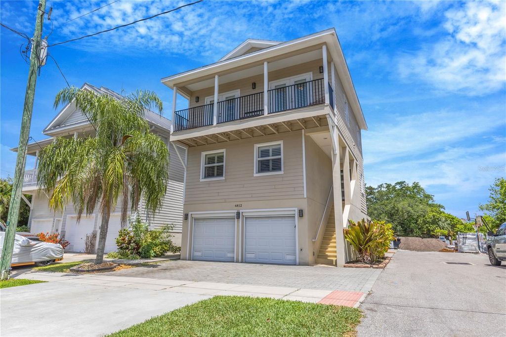 6812 S KISSIMMEE STREET, Tampa, FL 33616