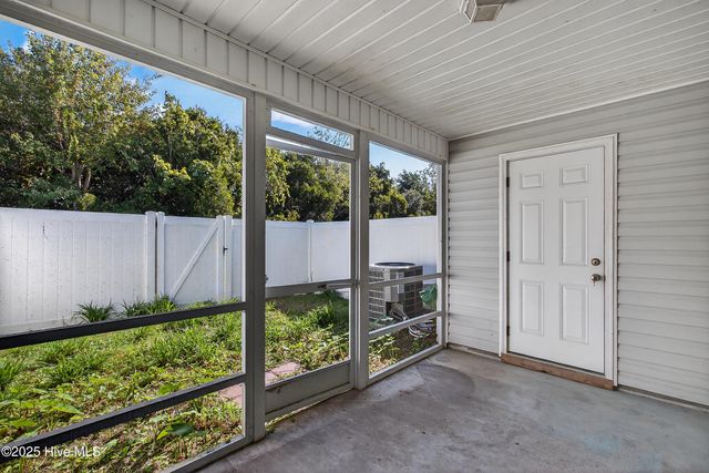 149 Glen Cannon Drive, Jacksonville, NC 28546