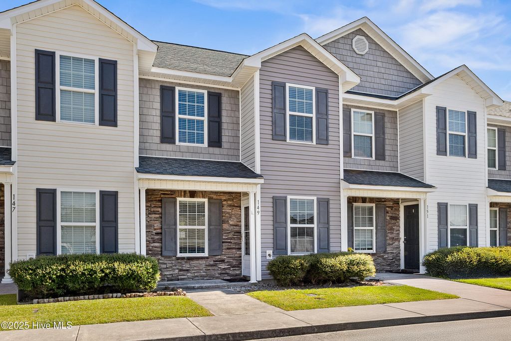 149 Glen Cannon Drive, Jacksonville, NC 28546