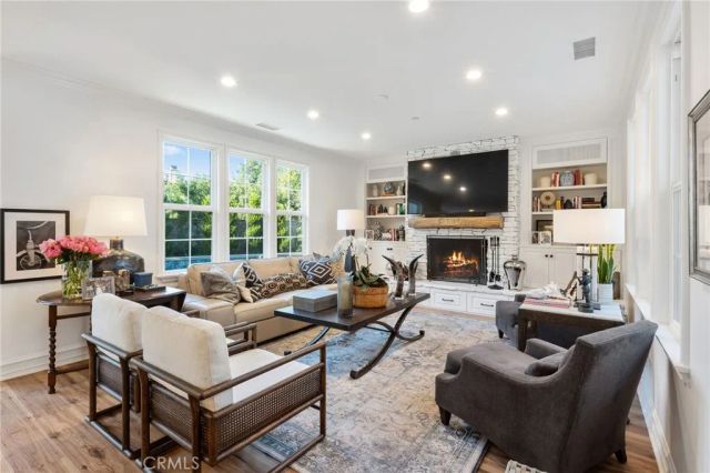 2 Pointe Circle, Ladera Ranch, CA 92694