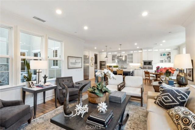 2 Pointe Circle, Ladera Ranch, CA 92694