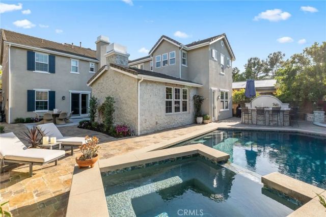 2 Pointe Circle, Ladera Ranch, CA 92694