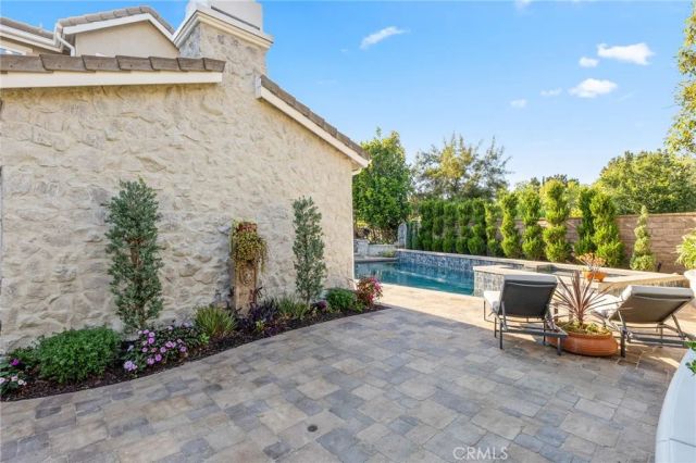 2 Pointe Circle, Ladera Ranch, CA 92694