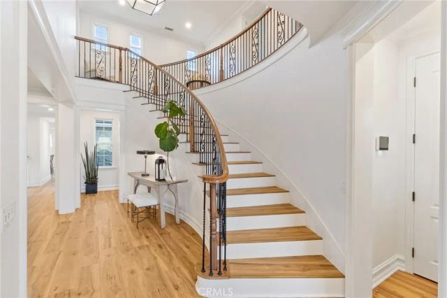 2 Pointe Circle, Ladera Ranch, CA 92694