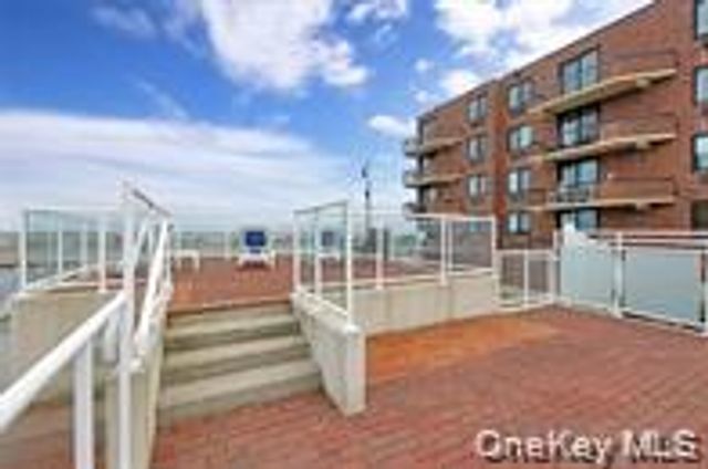 750 Broadway W 3M, Long Beach, NY 11561