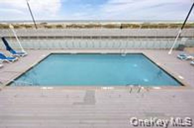 750 Broadway W 3M, Long Beach, NY 11561