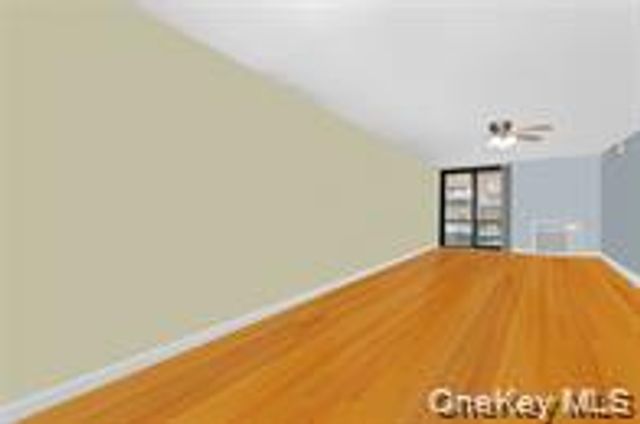 750 Broadway W 3M, Long Beach, NY 11561