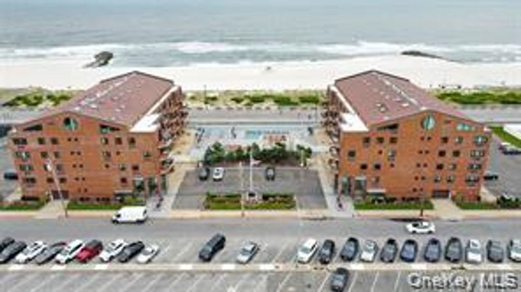 750 Broadway W 3M, Long Beach, NY 11561