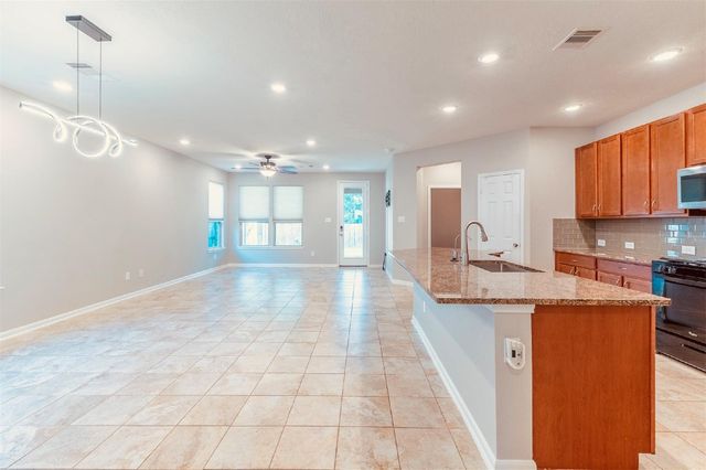 2850 Cayden Creek Way, Conroe, TX 77304