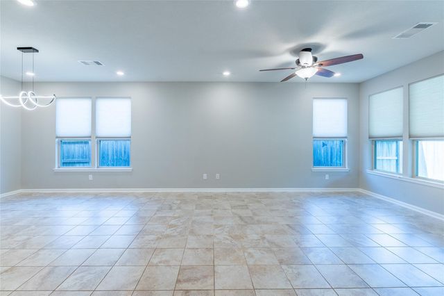 2850 Cayden Creek Way, Conroe, TX 77304