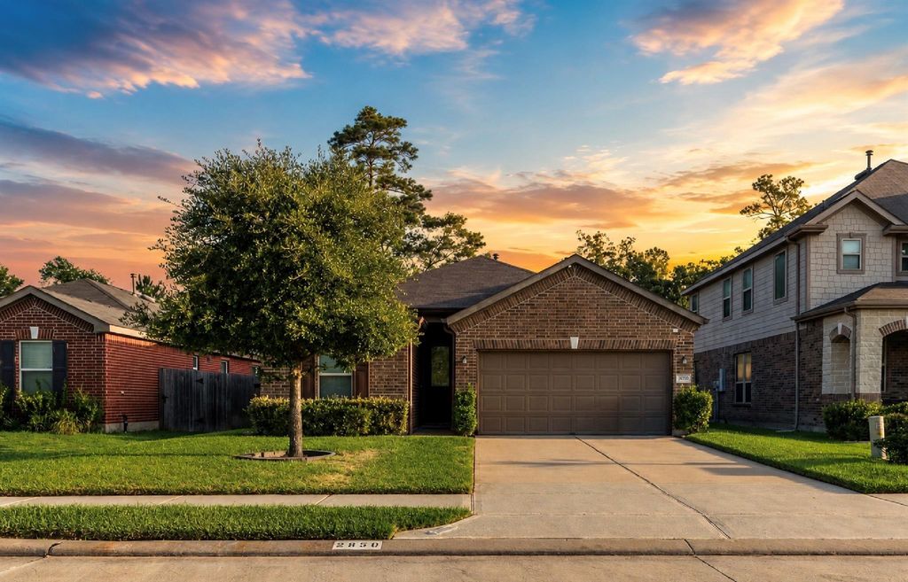 2850 Cayden Creek Way, Conroe, TX 77304