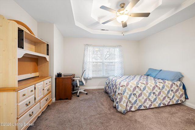 6713 Eagle Wood Dr, Louisville, KY 40272