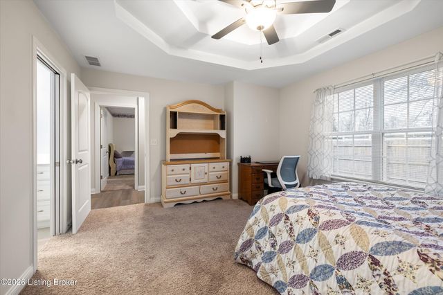 6713 Eagle Wood Dr, Louisville, KY 40272