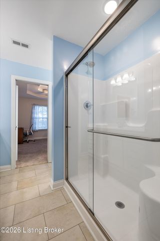 6713 Eagle Wood Dr, Louisville, KY 40272