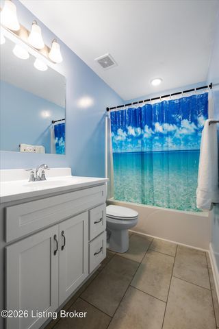 6713 Eagle Wood Dr, Louisville, KY 40272