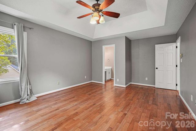 612 Grays Creek Lane, Charlotte, NC 28214