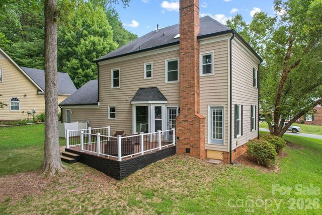 612 Grays Creek Lane, Charlotte, NC 28214