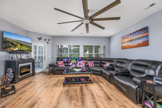 5041 Glenbrook Dr Apt 101, Myrtle Beach, SC 29579