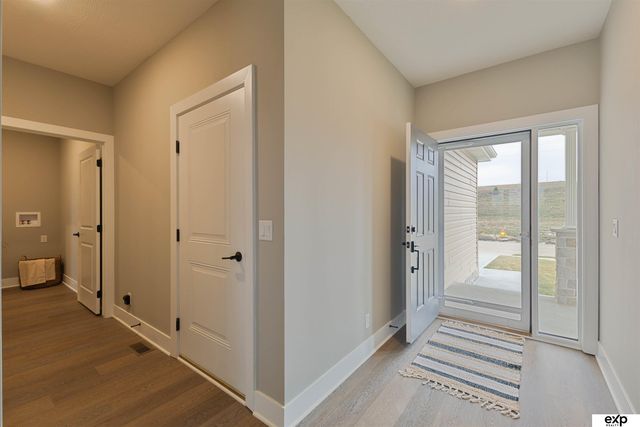 17515 Greenleaf Drive, Omaha, NE 68136