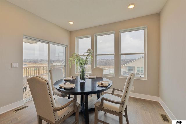 17515 Greenleaf Drive, Omaha, NE 68136