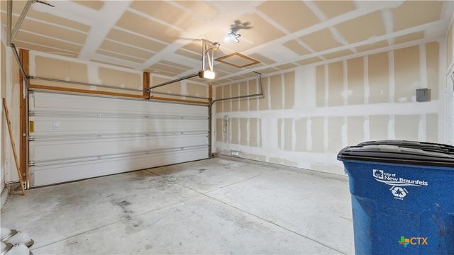 567 Pebble Bend, New Braunfels, TX 78130