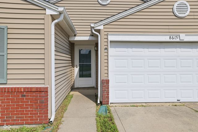 8605 Bluff Point Way, Camby, IN 46113