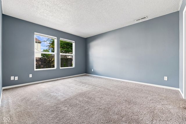 8605 Bluff Point Way, Camby, IN 46113