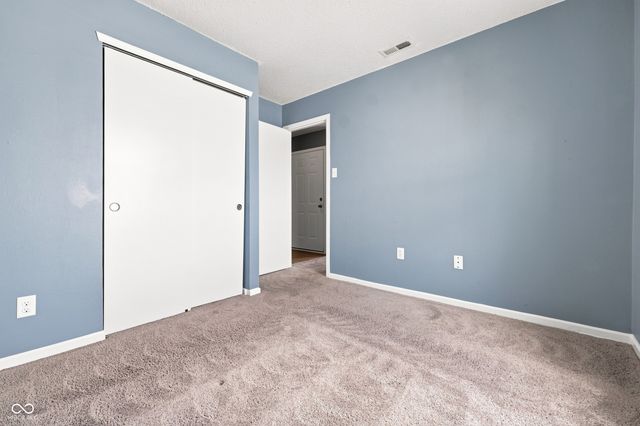 8605 Bluff Point Way, Camby, IN 46113