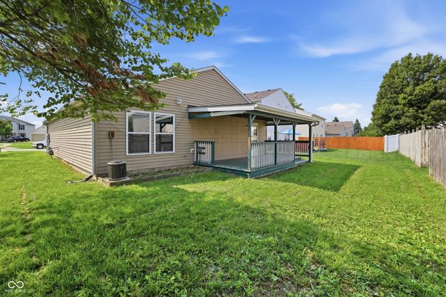 8605 Bluff Point Way, Camby, IN 46113