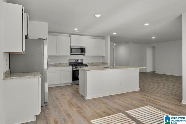 280 HALIFAX LANE, Chelsea, AL 35043