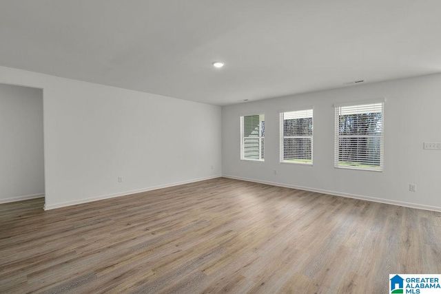 280 HALIFAX LANE, Chelsea, AL 35043