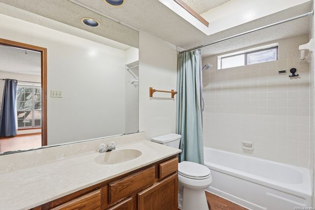 8633 Datapoint Dr Apt 270, San Antonio, TX 78229