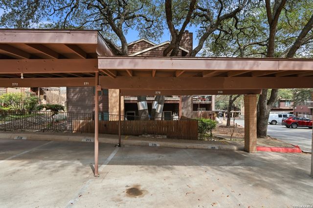 8633 Datapoint Dr Apt 270, San Antonio, TX 78229