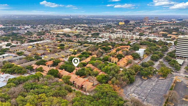 8633 Datapoint Dr Apt 270, San Antonio, TX 78229