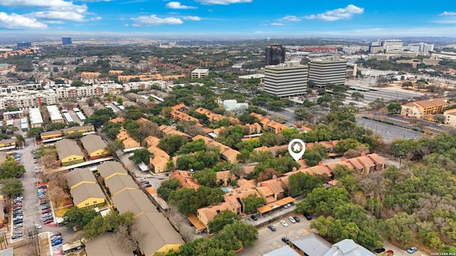 8633 Datapoint Dr Apt 270, San Antonio, TX 78229