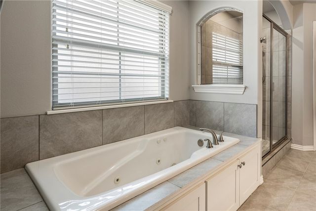 4004 SW Flintstone Way, Bentonville, AR 72713